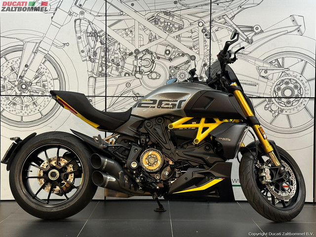 Ducati DIAVEL 1260 S Ducati DIAVEL 1260 S