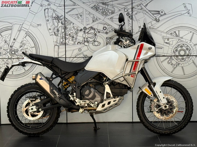 Ducati DESERT X Ducati DESERT X