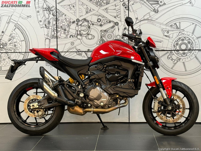 Ducati MONSTER + Ducati MONSTER +